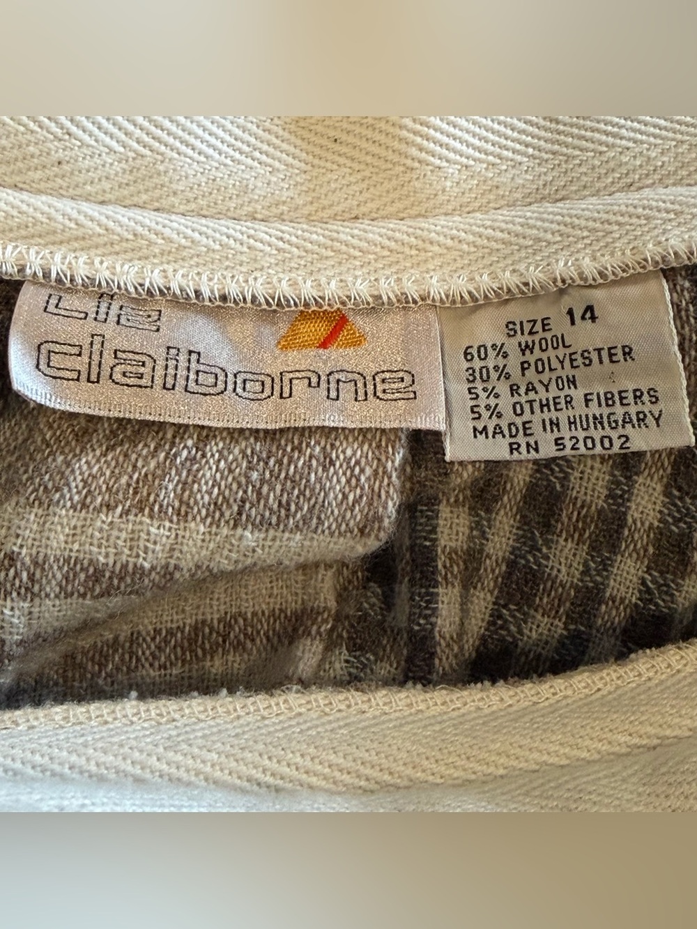 Liz Claiborne Plaid Wool Brown Beige Gray Wrap Midi Pleated Skirt Vintage Sz 14 - Picture 6 of 7